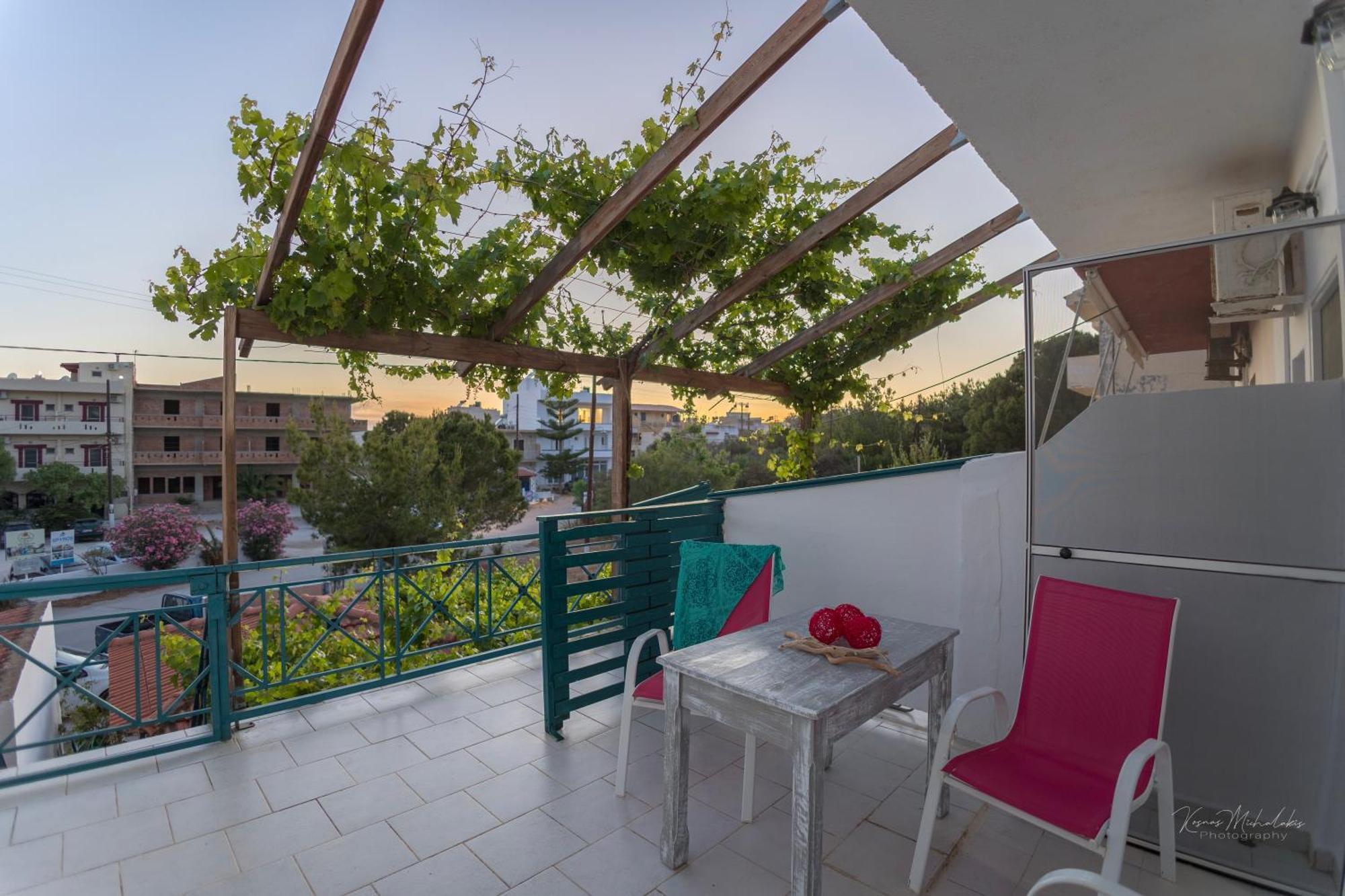 קלמאקי Galini Apartments Ideal For Family Near The Beach מראה חיצוני תמונה